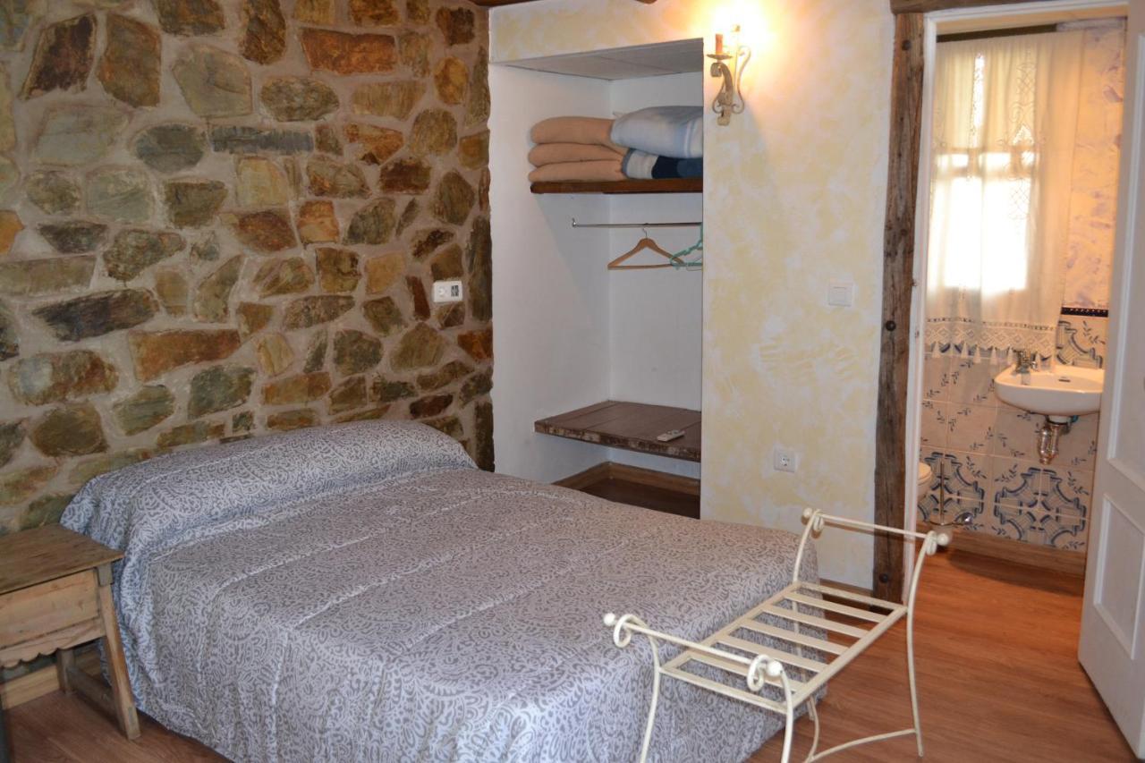 Albergue La Jarilla Plasenzuela Exterior foto